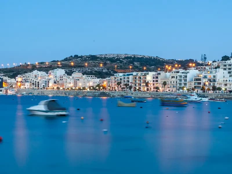 Ontdek de charme van St. Paul's Bay in Malta