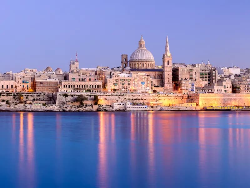 Hoge energieprijzen? Zet je chauffage uit en warm op in Malta