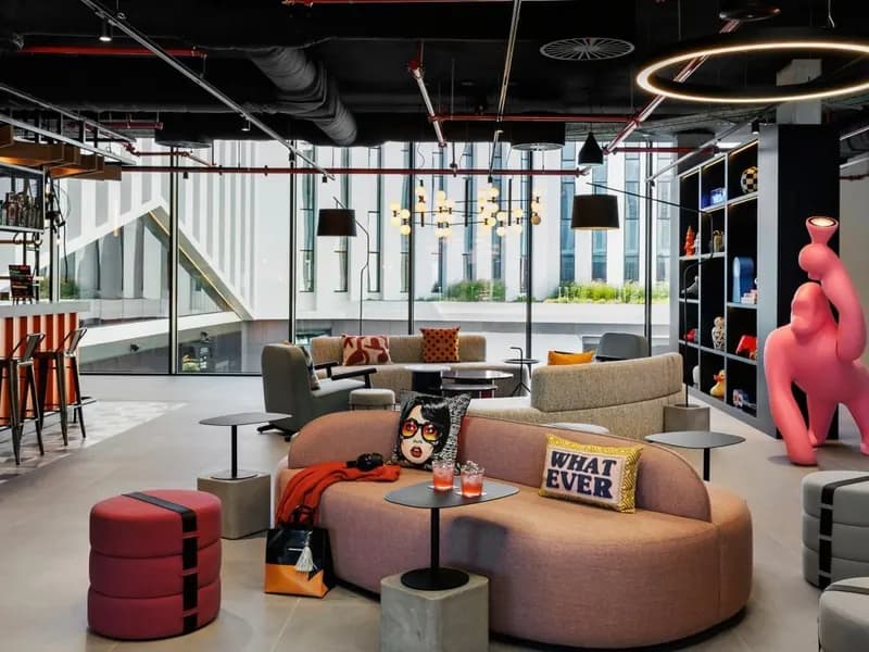 Moxy Alfragide Lisboa