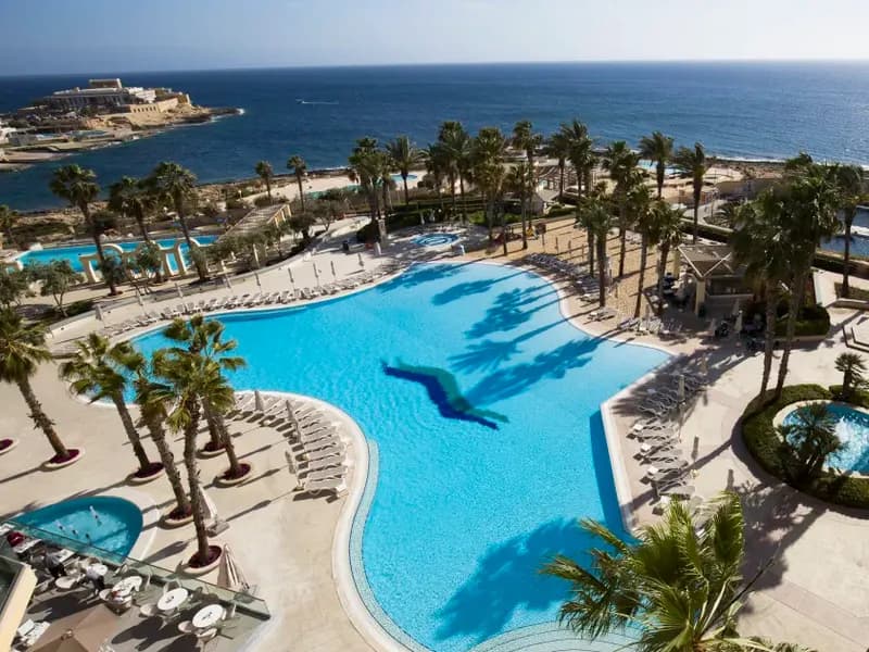 Hilton Malta – foto 1 van 8