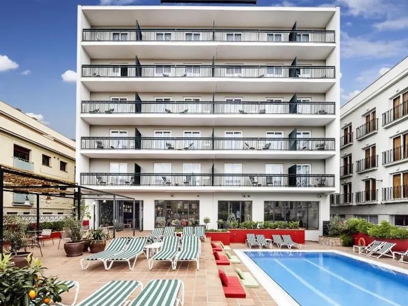 AQUA Hotel Bertran Park