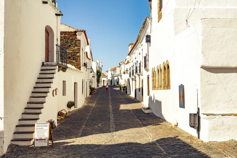Uitzicht over Monsaraz in de Alentejo, het Toscane van Portugal