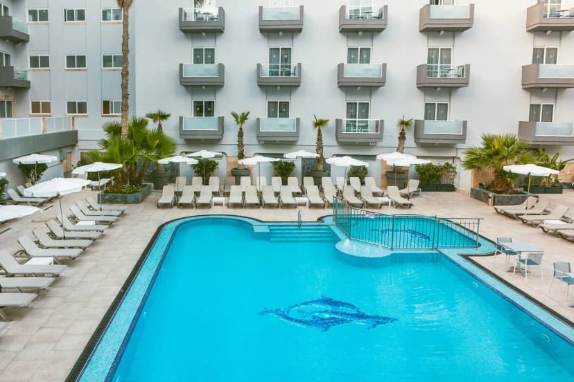 Pebbles Resort Hotel – foto 1