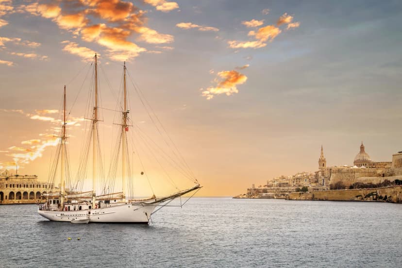 Het Weer in Februari op Malta: Winterzon en Voorbode van de Lente